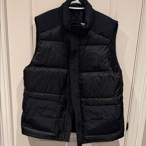 Canada Goose Men's Black Quilted Vest